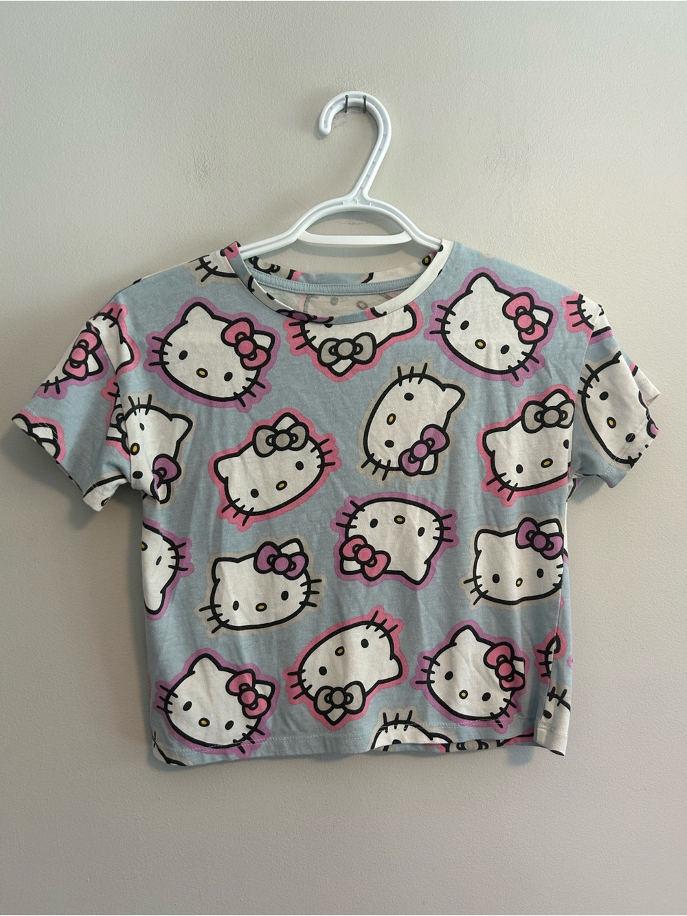 Hello Kitty girls 10/12 Blue & Pink Graphic short sleeve T-shirt